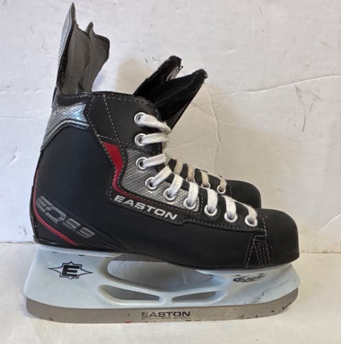 Black Easton Synergy EQ9.9 Hockey Skates Regular Width Size 5 (Used)