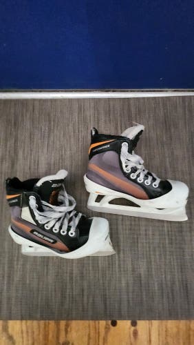Bauer Performance Hockey Goalie Skates Regular Width Size 1 (Used)