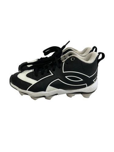 Used Under Armour LEADOFF ICON MID BB/SB Cleats Black And White Junior 01.5 11692-S000155267