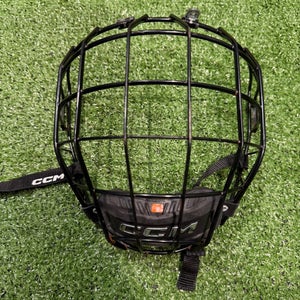 Medium CCM FM780 Cages, Visors & Shields (Used)