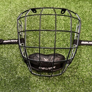 Medium Senior Bauer True Vision Cages, Visors & Shields (Used)