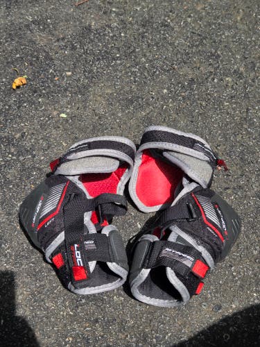 Junior Small CCM JetSpeed FT390 Elbow Pads (Used)