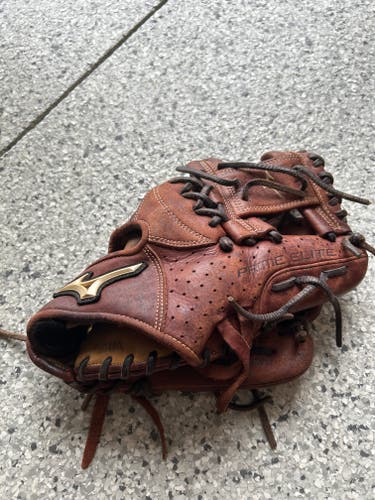 Used Infield RH Mizuno Prime Elite Baseball Glove 11.5" (Used)