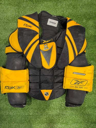 Senior Large Reebok 5K Goalie Chest Protector (Used)