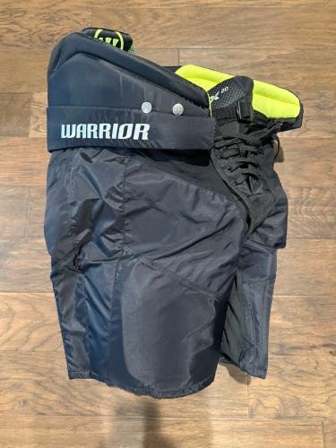 Senior Large Warrior Alpha lx 20 Hockey Pants (Used)