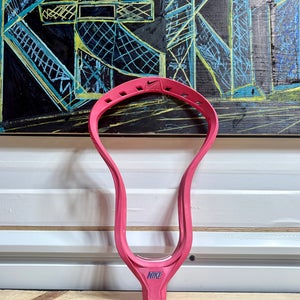 Nike L3 Head: Pink