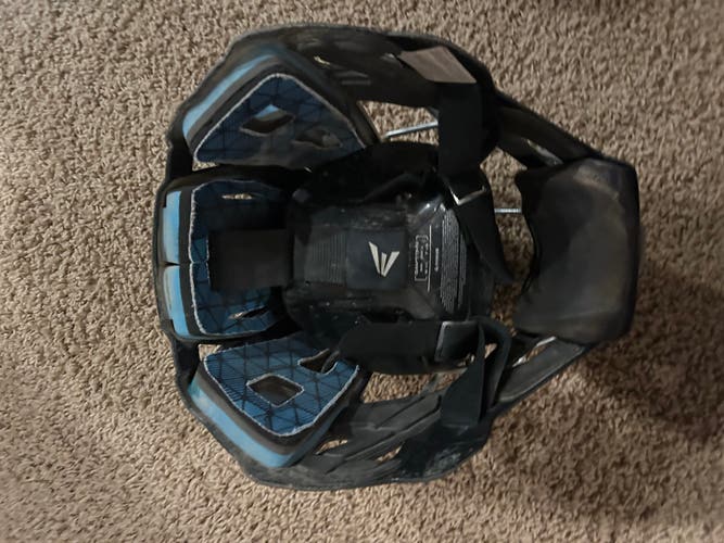 Black/Gray Easton Game Time Catcher's Set (Used)