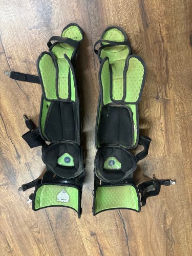 All Star MVP Pro Catcher's Leg Guard (Used)