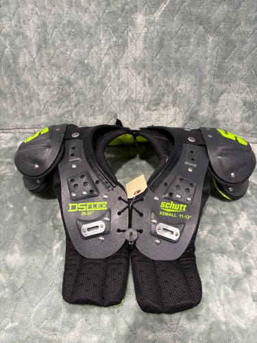 XS Youth Schutt DS Flex Shoulder Pads (Used)