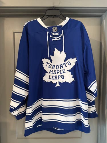 Blue Large Men's Reebok Jersey