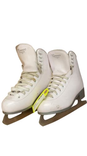 Cameo Figure Skates - Size 5