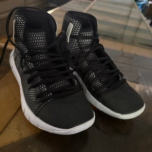 Men's Size M 8.0 (W 9.0) Under Armour Hovr Shoes (Used)