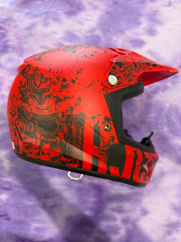Red HJC Motocross | YTH Med (Used)