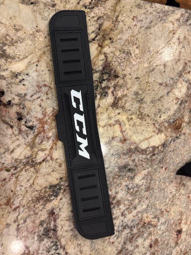 CCM Step Steel 220 mm (Used)
