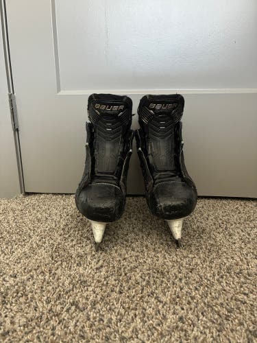 2022 Bauer Supreme Mach Hockey Skates Wide Width Size 5.5 (Used)