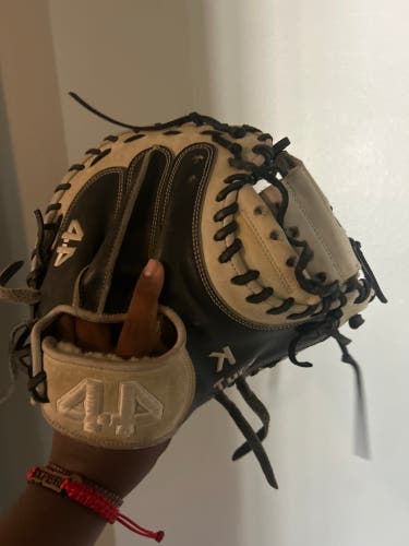 2022 44 Pro Custom RH Catcher's Baseball Glove 32.5" (Used)