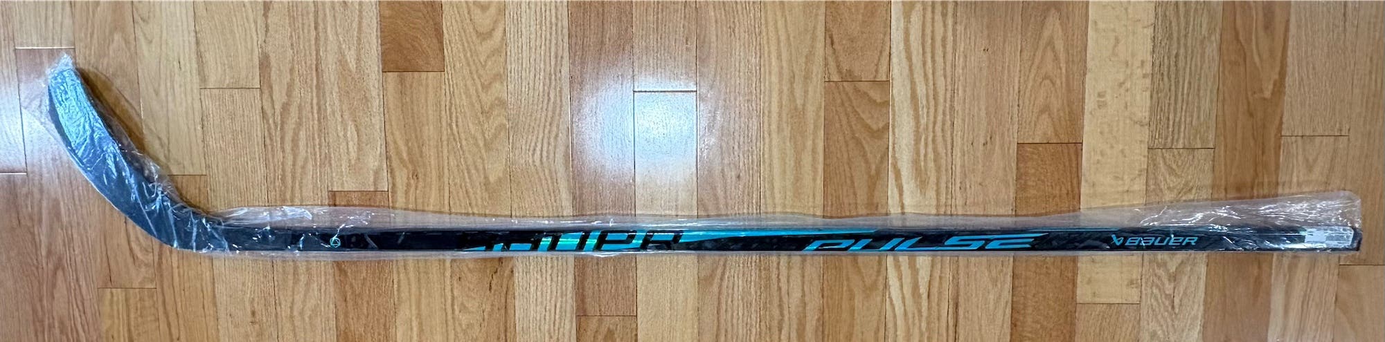 Senior Bauer Pulse Left Hand Hockey Stick P92 77 Flex (New)