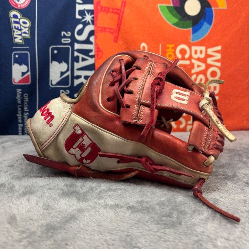 Limited Edition 2021 A2000 1786 Country Pride Series Canada 11.5" Infield Baseball Glove