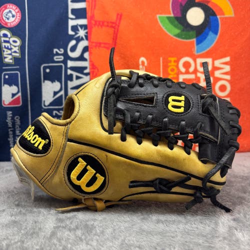 Wilson A2000 1788A-BL RHT Infield Baseball Glove 11.25" (Used)