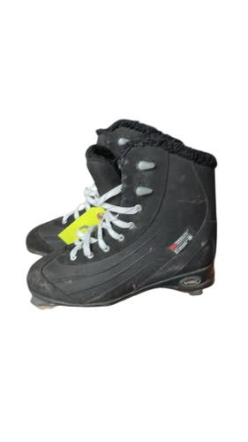 VIC Black Figure Skates - Size 8