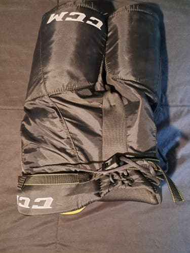 Youth Medium CCM Tacks Hockey Pants (Used)
