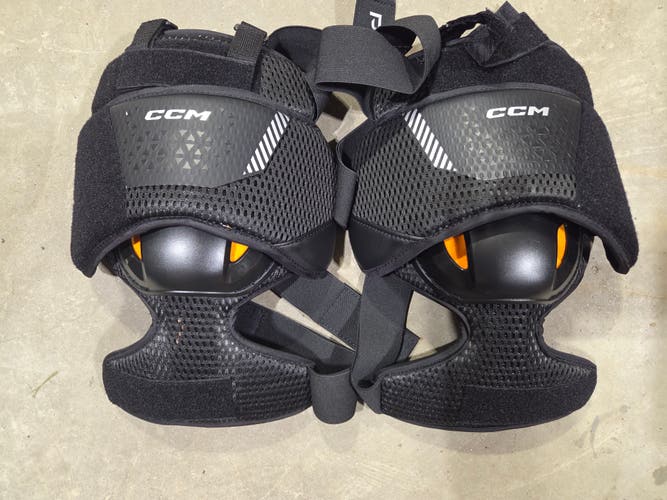CCM KP Pro SR knee guard (Used)