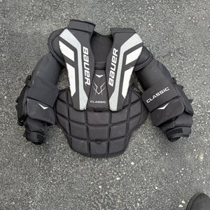 Large Bauer Classic Goalie Chest Protector (Used)