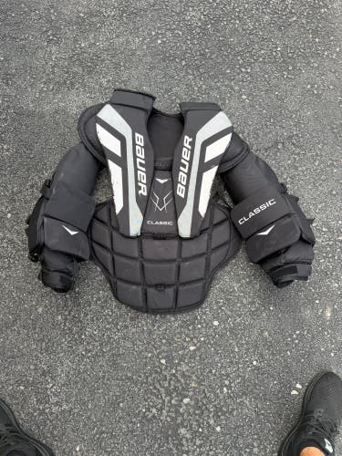 Large Bauer Classic Goalie Chest Protector (Used)