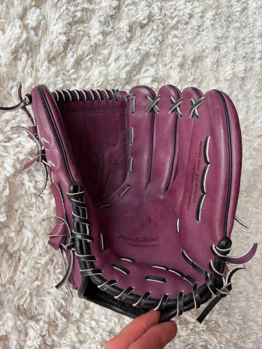 Zett RH Pitcher's Baseball Glove 11.75" (Used)