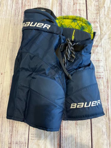 Blue Junior Medium Bauer HP Perf Hockey Pants (Used)
