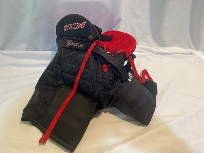 Youth Large/Extra Large CCM YT Flex Hockey Goalie Pants (Used)