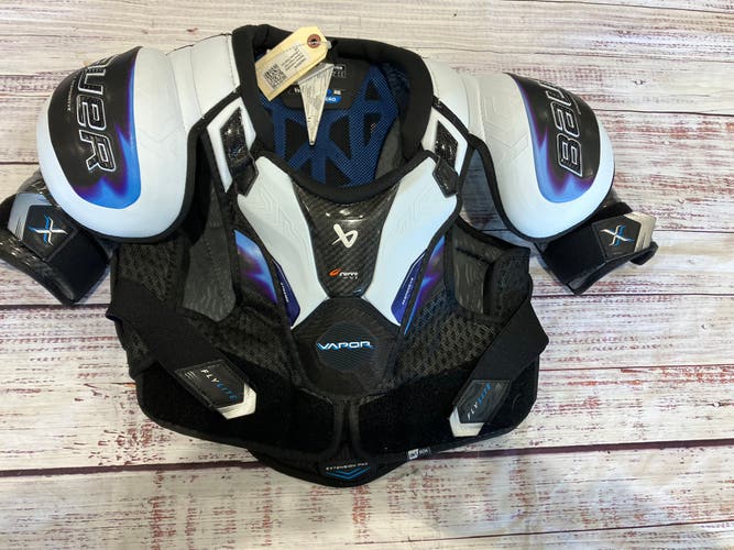 Medium Intermediate Bauer Vapor Flylite Shoulder Pads (Used)