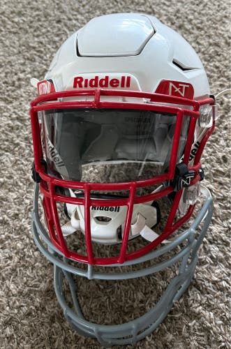 White Youth Large Riddell SpeedFlex Helmet (Used)