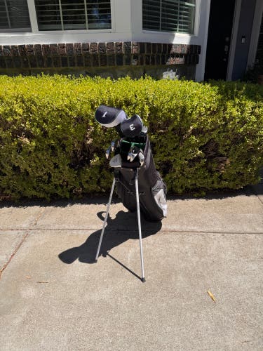 Junior MacGregor Left Hand Clubs (Full Set) Regular Flex 9 Pieces (Used)