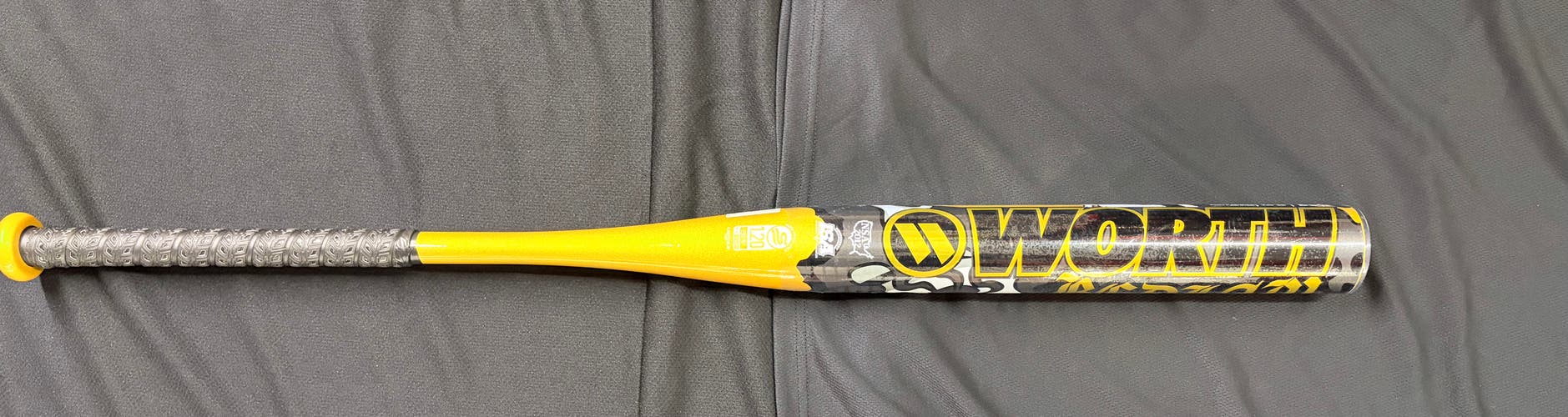 2025 Worth Bedlam Bat (-10) 26 oz 34" (New)