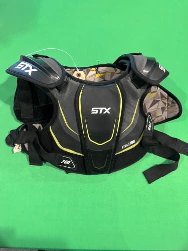 Large Adult STX Stallion 200 Shoulder Pads (Used)