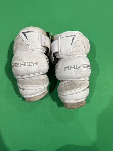 Medium Adult Maverik M6 Arm Pads (Used)