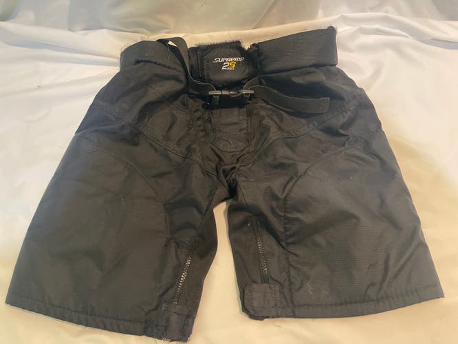 Black Medium Junior Bauer Supreme 2S Pro Pant Shell (Used)