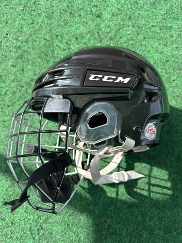 Black Medium CCM Tacks 910 Helmet (Used)