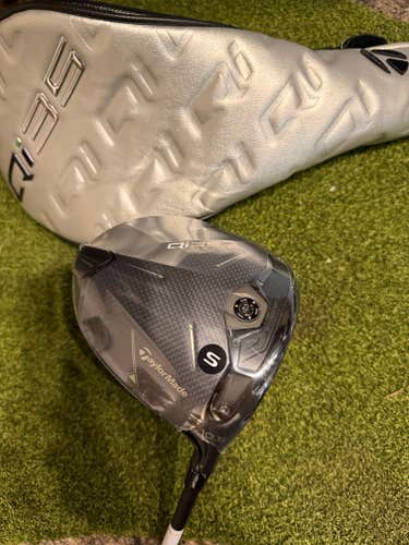 TaylorMade Qi35 10.5* Driver, Ventus 6S Stiff Flex, RH