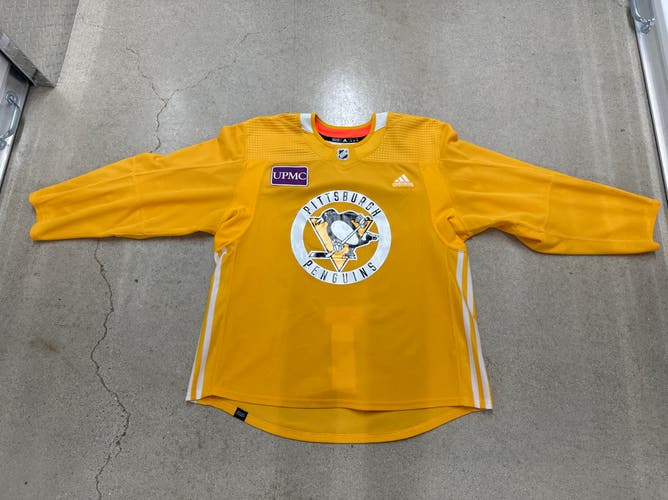 NHL PITTSBURGH PENGUINS TEAM ISSUED Yellow Size 58 Men's Adidas Jersey (Used)