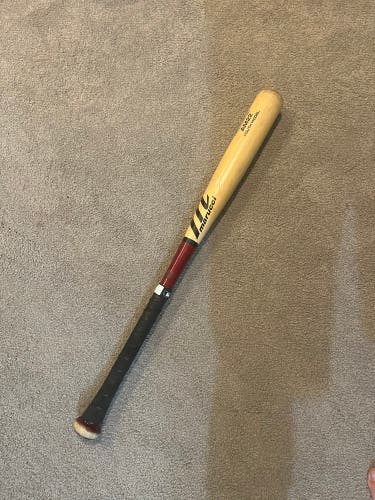 2019 Marucci AM22 Maple Bat (-8) 21 oz 29" (Used)