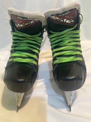 2019 Bauer Vapor X2.9 Hockey Goalie Skates Regular Width Size 2 (Used)