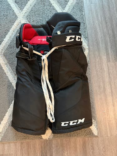 Men's Senior Medium CCM JetSpeed FT4 Pro Hockey Pants (Used)