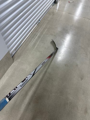 Senior Bauer Vapor Team Right Handed Hockey Stick P92 87 Flex (Used)