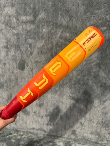 2025 Easton Hype Fire Composite Bat USSSA Certified (-8) Composite 22 oz 30" (Used)