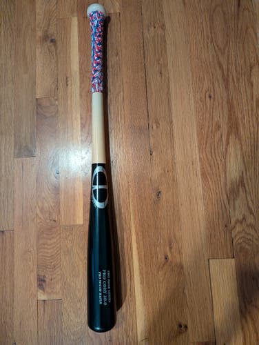 OTW Bat Company 30" 27oz Maple Pro Edge Series Pro Coby Wood Bat (Used)