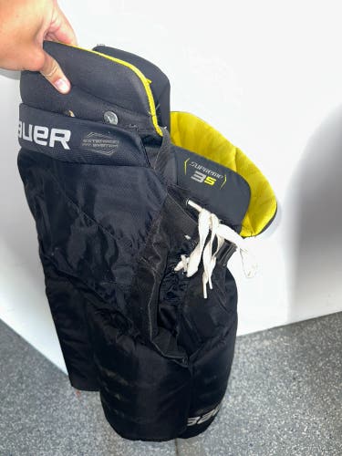 Senior Medium Bauer Supreme 3S Hockey Pants (Used)