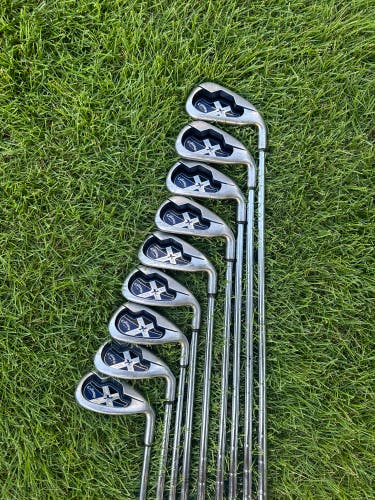 Callaway X-18 Irons Set (3-PW + SW) - Steel Uniflex Shafts - RH 9 Clubs