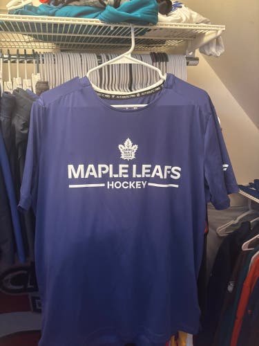 Toronto Maple Leafs fanatics authentic pro Large Men's Shirt (New)